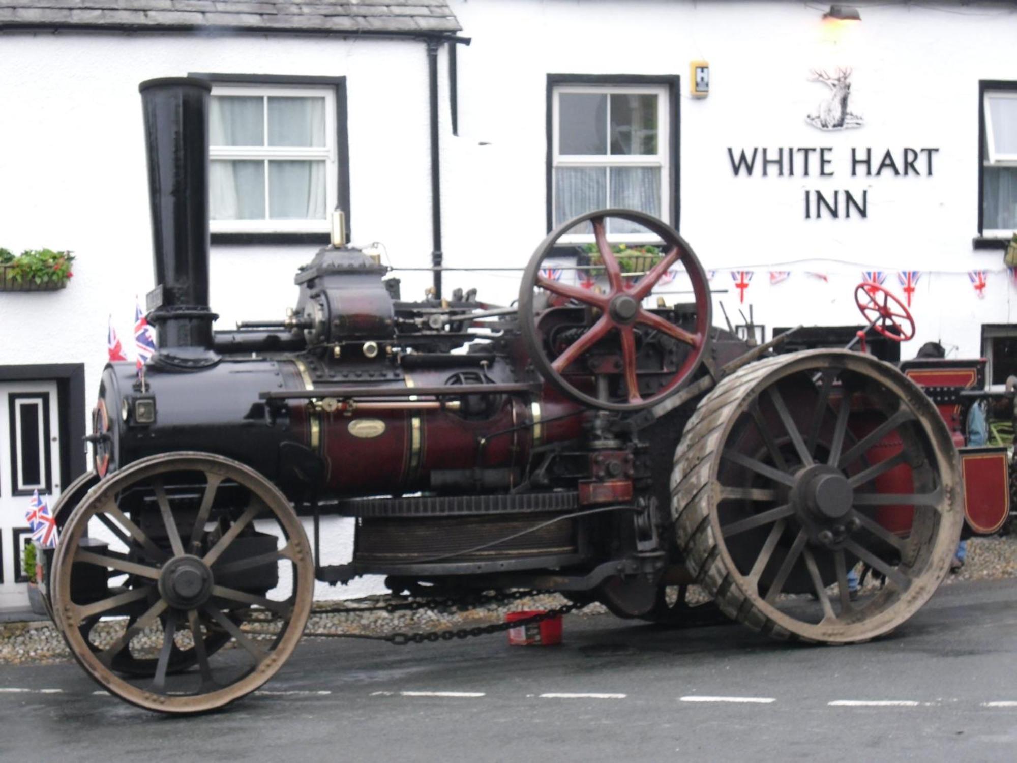 White Hart Inn Bouth 외부 사진